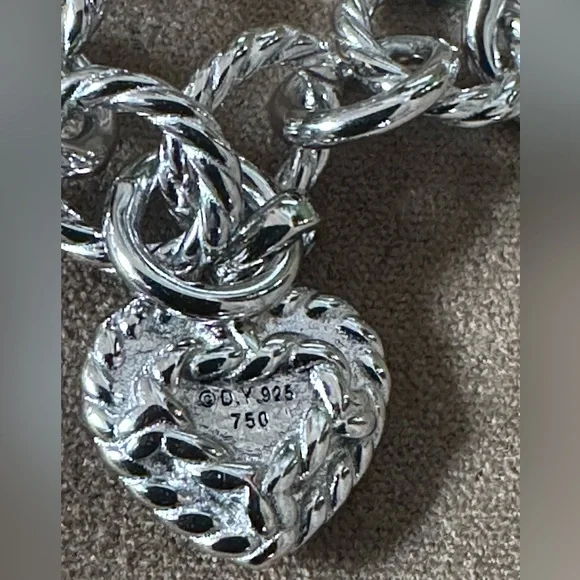 David Yurman
Cable Collectibles® Cookie
Classic Heart Bracelet,
4.5mm - Picture 13 of 16